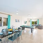 Papaya Royal Ayia Napa
