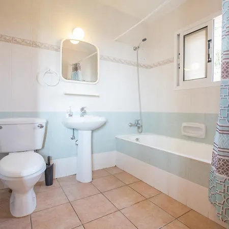 Papaya Royal * Ajia Napa